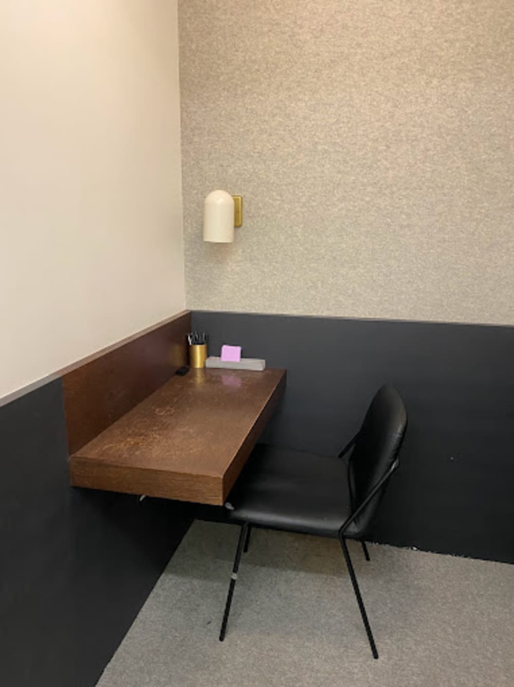 Industrious 345 California St