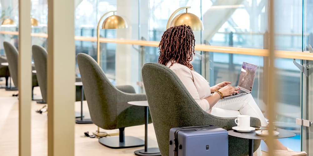 Plaza Premium Lounge International Departures Pier D