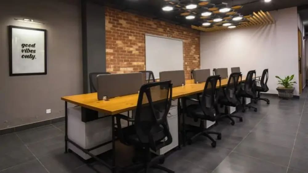 Thecohut Coworking Space