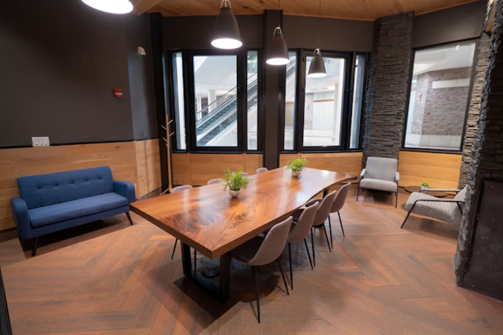 COhatch Circle Centre