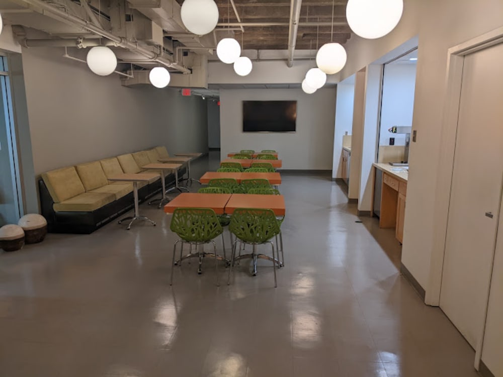 cowork100-Brand Blvd