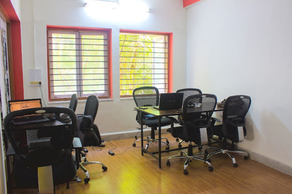 Launch Space BMCC Rd