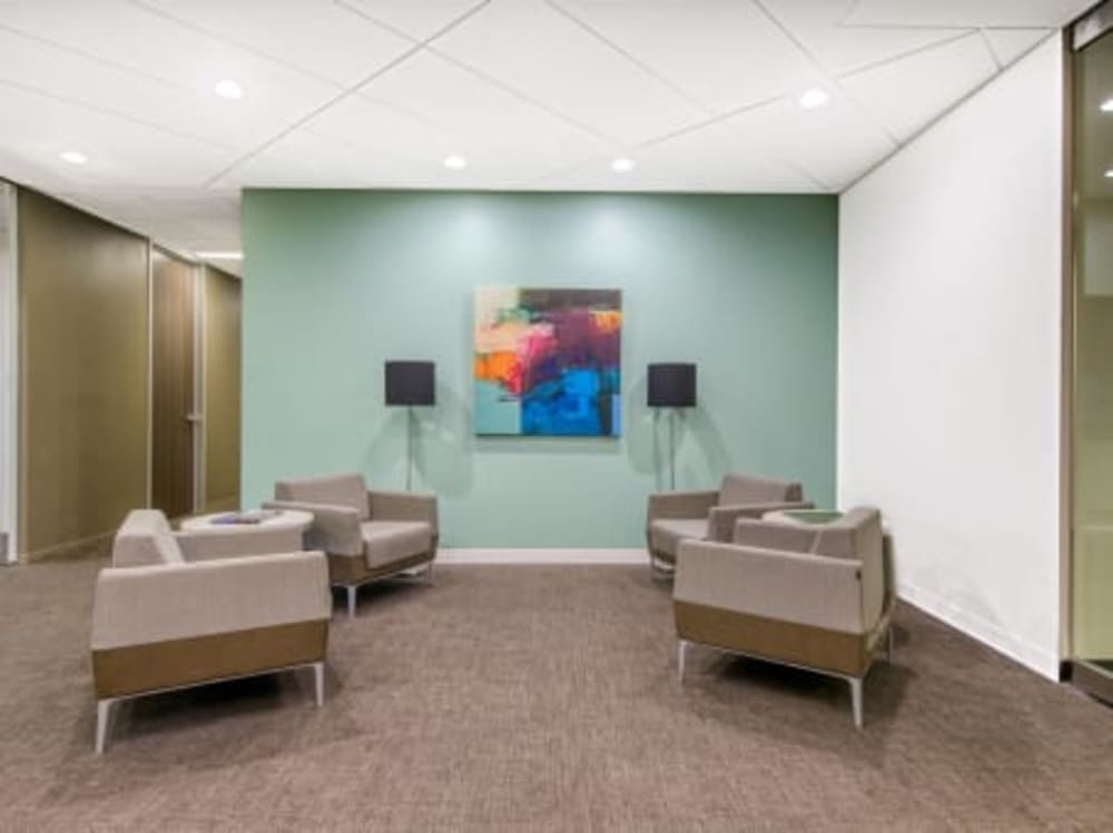 Regus American Center