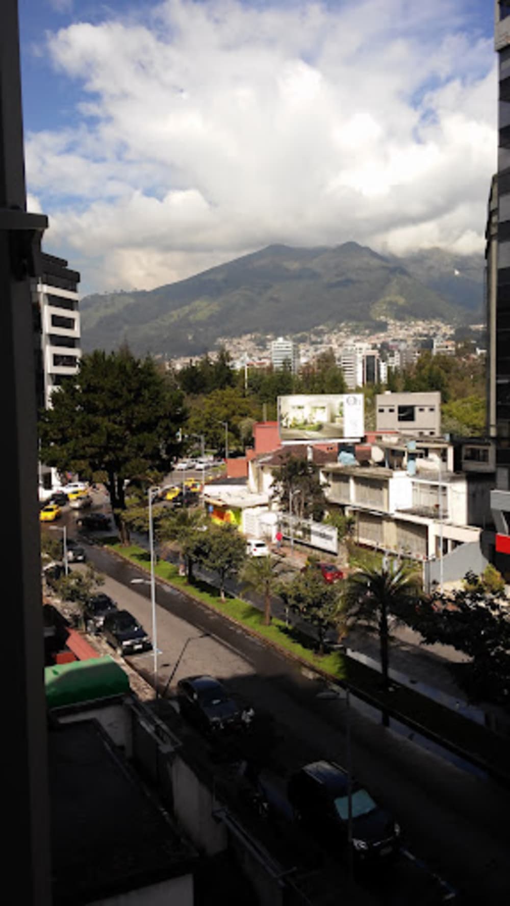 Business Center Group- Quito