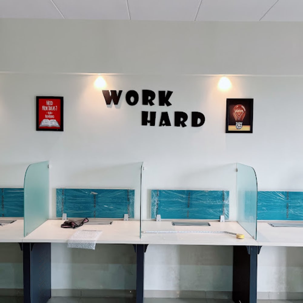 Co Workiing Hub Raj Path Club