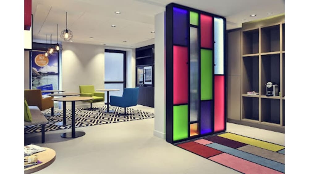 Wojo Coworking Paris 10e Mercure Gare de l'Est Magenta