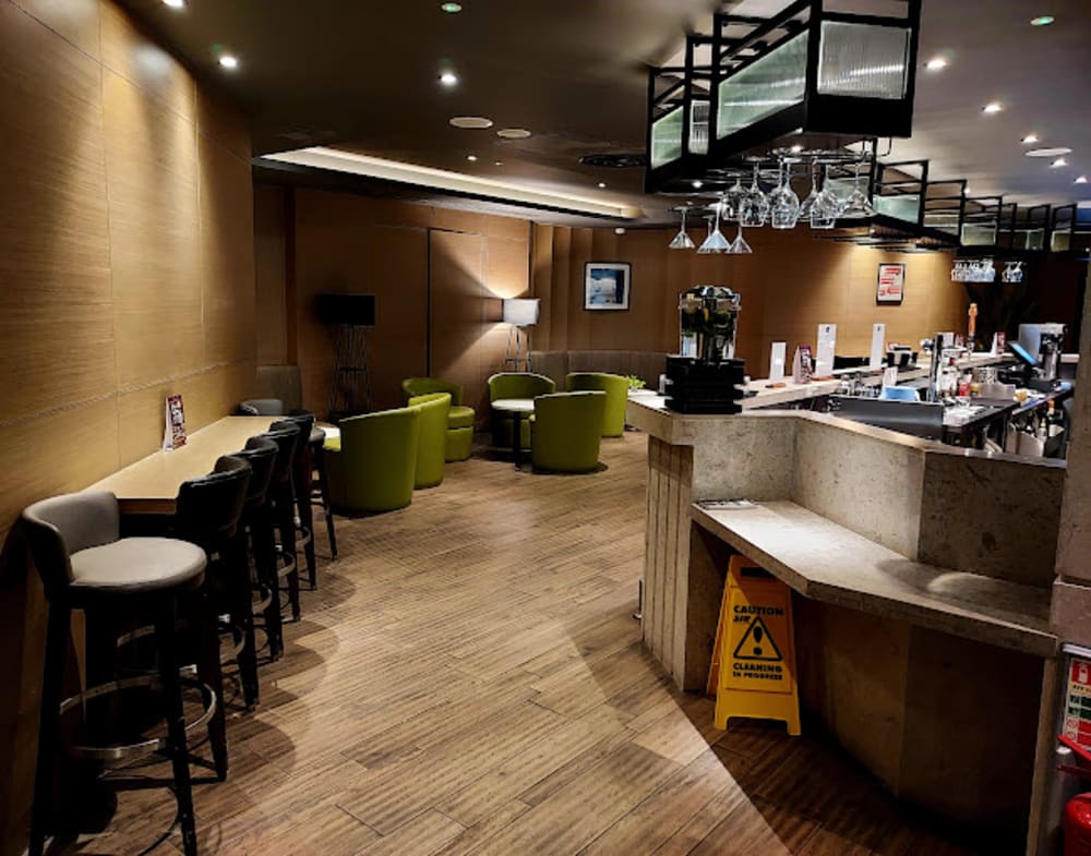 Plaza Premium Lounge Departures London