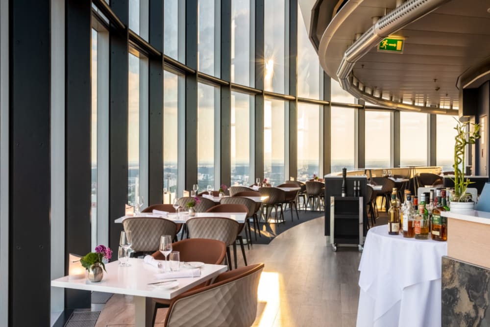 K-1 BusinessClub MainTower