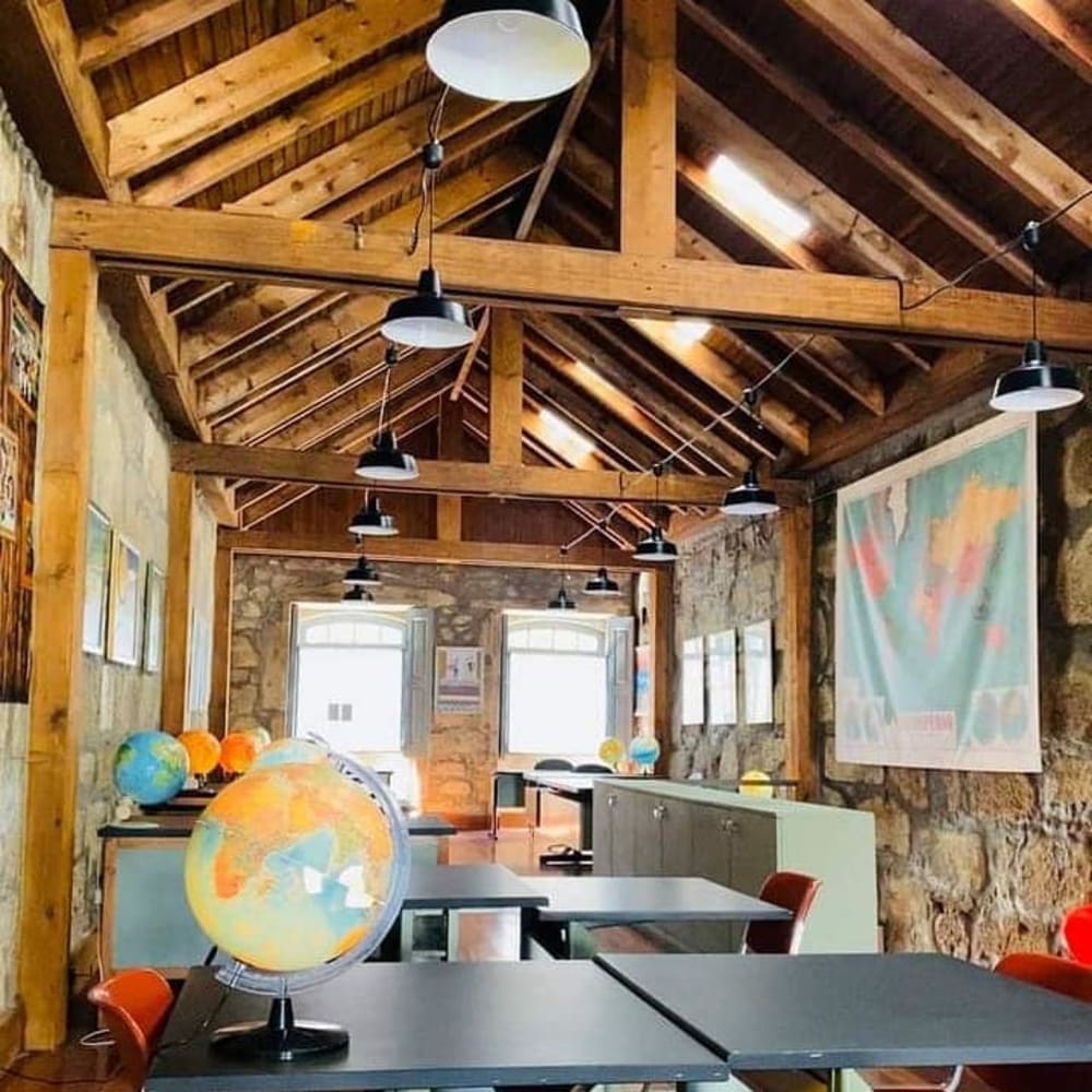 Almada Ponto - Cowork & Concept Store