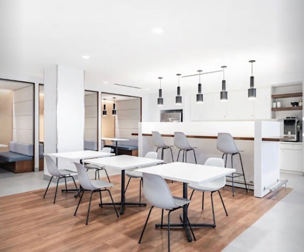 CR Harbour Suite & Coworking space