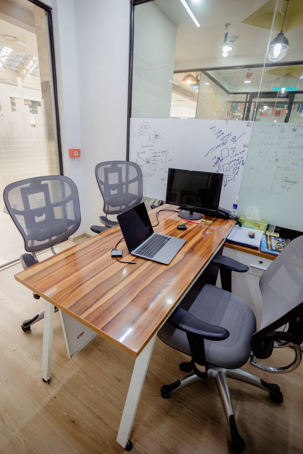 AltF JMD Empire Square, MG Road, Gurgaon