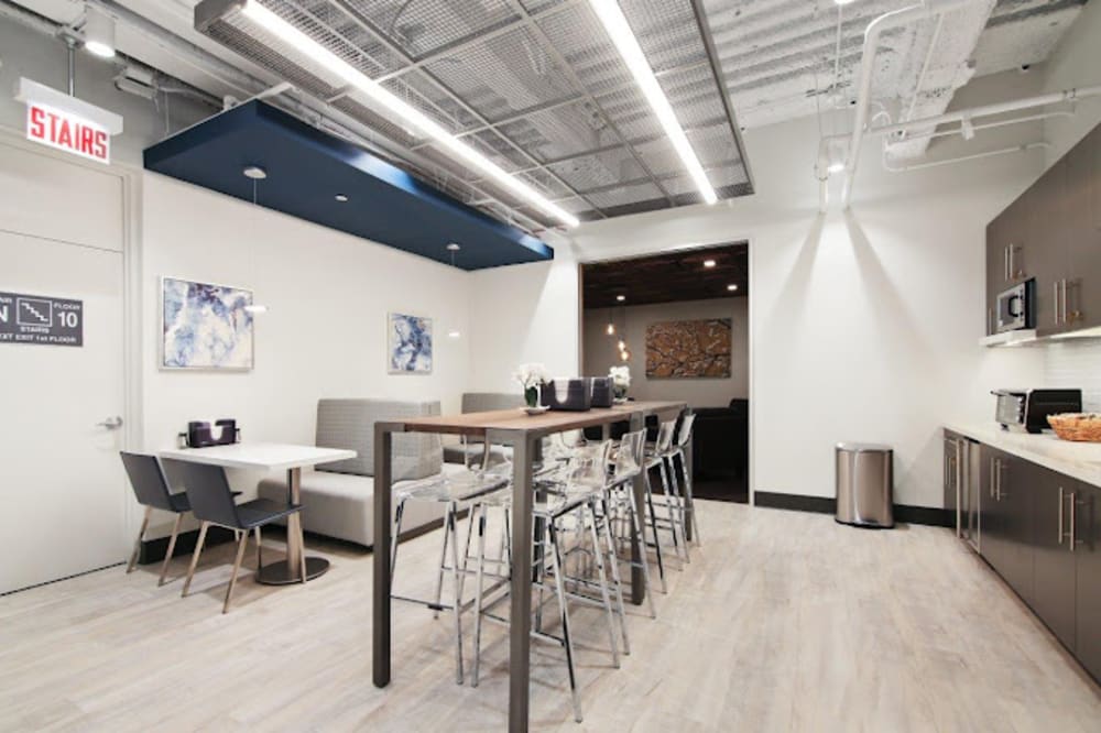 Signature Offices Dearborn St