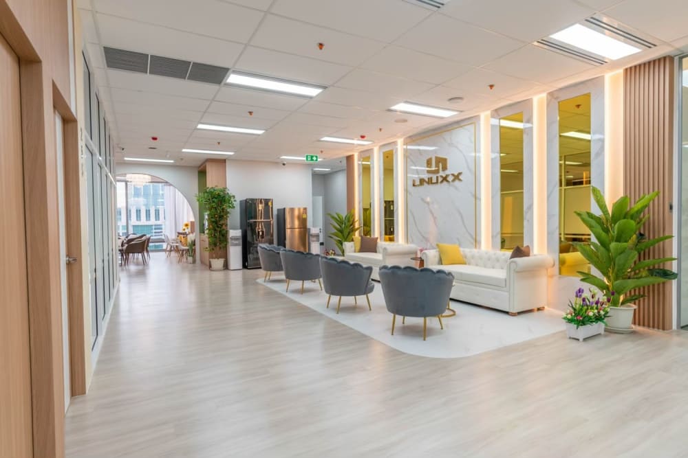 Vanissa Building, 25th Floor