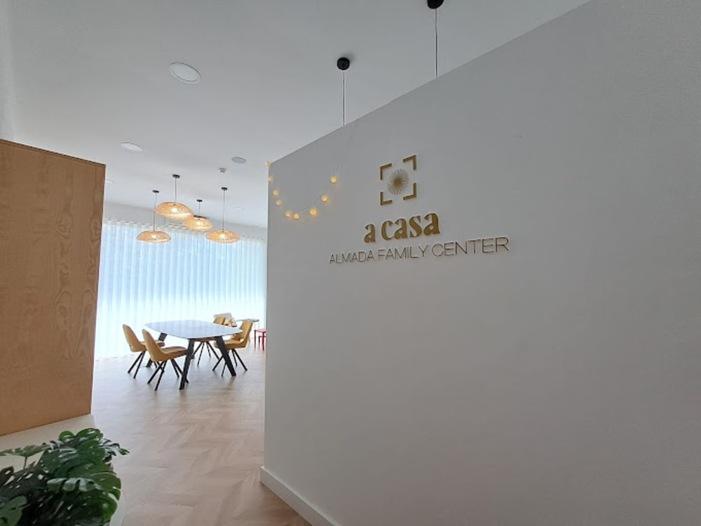 A Casa | Almada Family Center