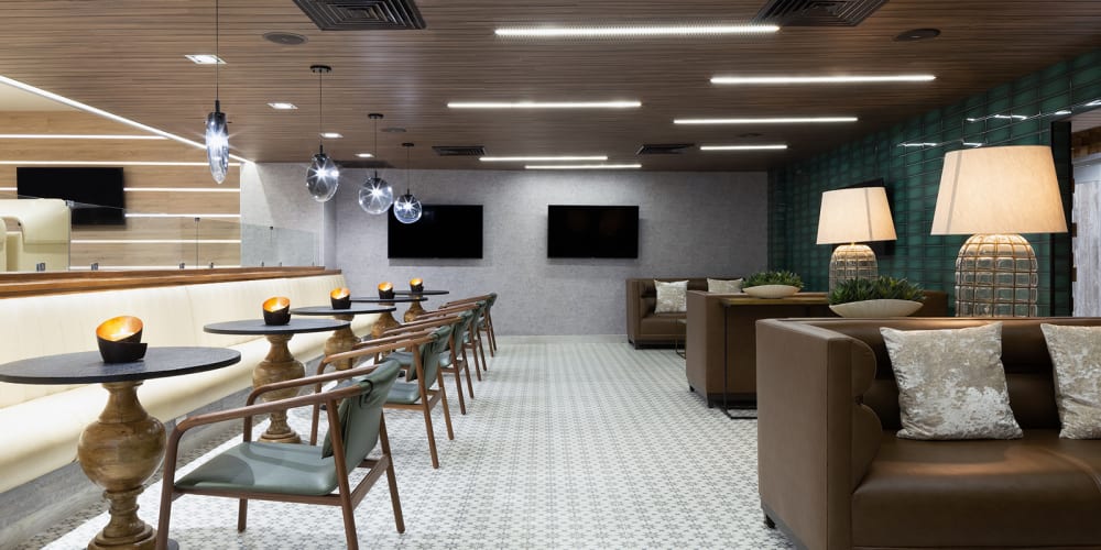 Plaza Premium Lounge MERA Lounge International Terminal 4