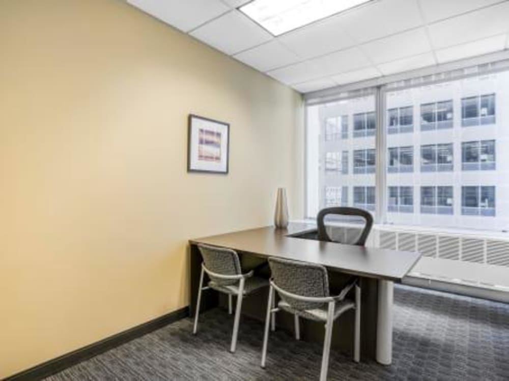 Regus 111 Jackson Chicago