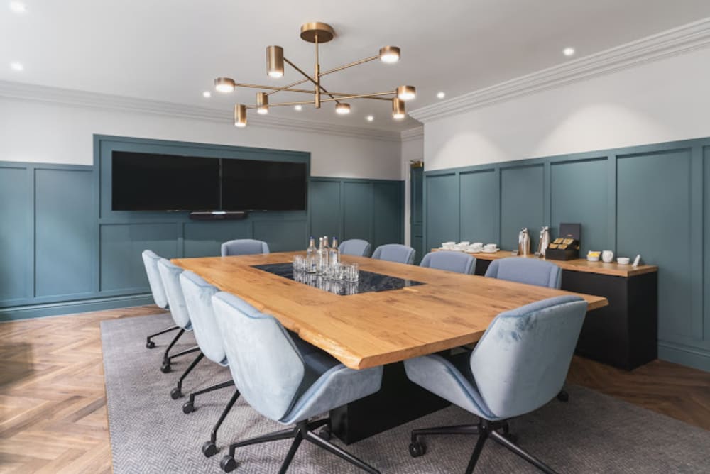 Argyll Old Queen London