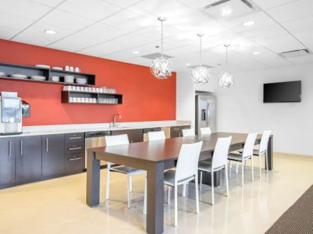 Regus-Bethesda Metro