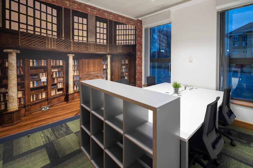 DeskLodge Beacon Tower Bristol