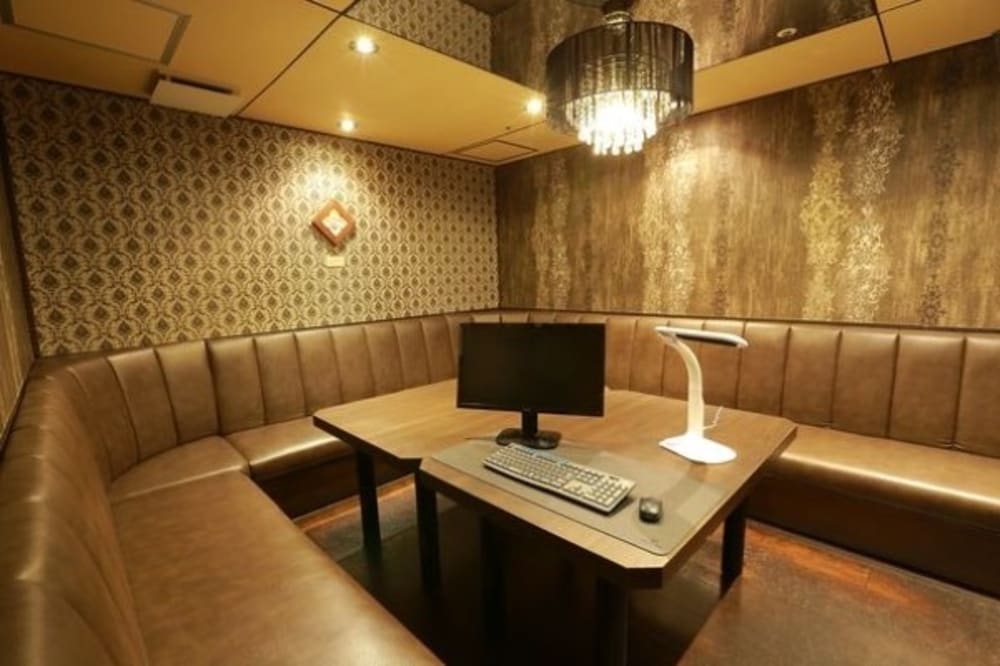 Oshigoto Pasela Namba Dotonbori