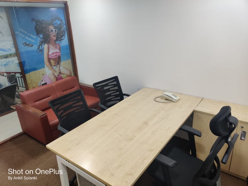 Luxuria Clubs & Coworks