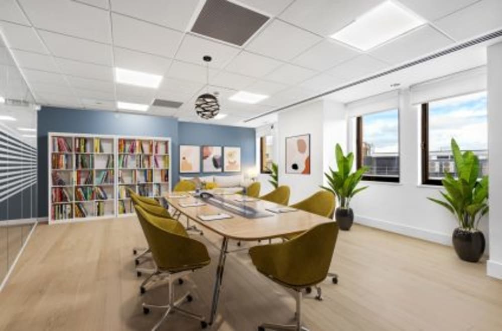 DeVono 9C York Way London