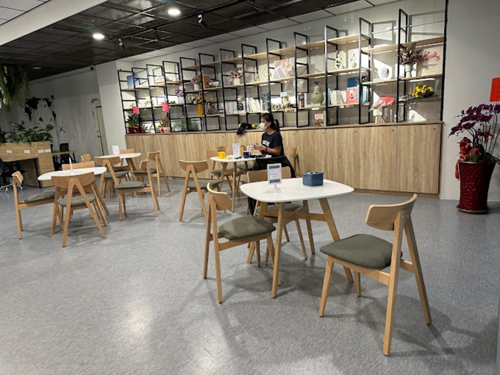 Locker shared space Mini warehousing