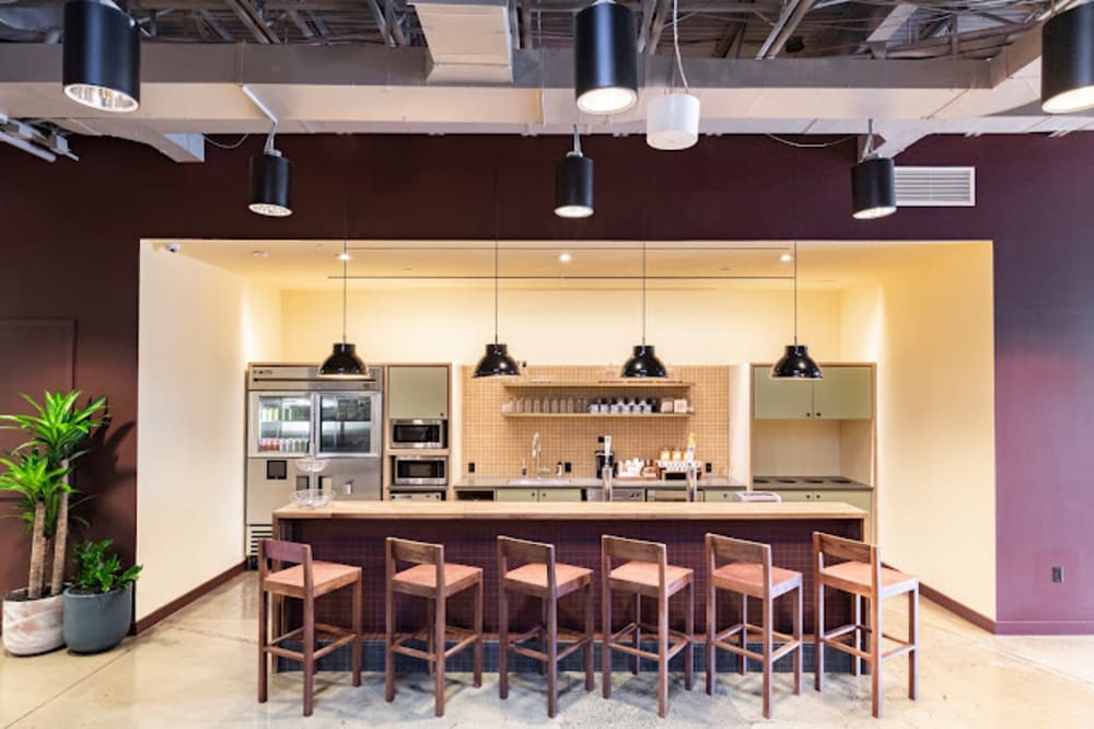 Industrious 7th St NE