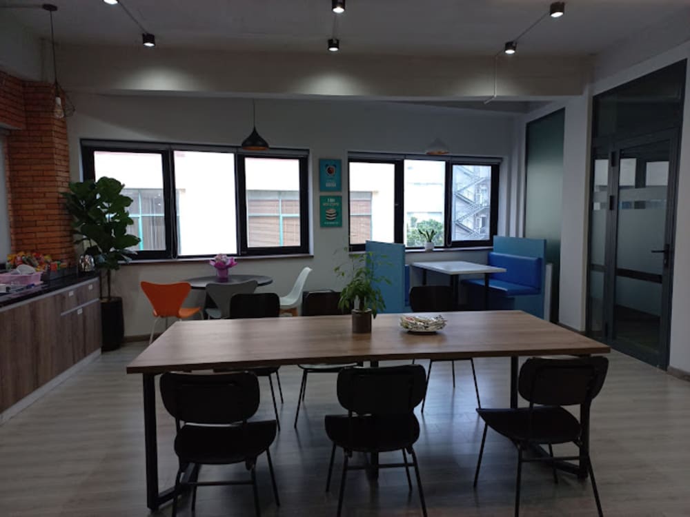 Uniworks Coworking Space