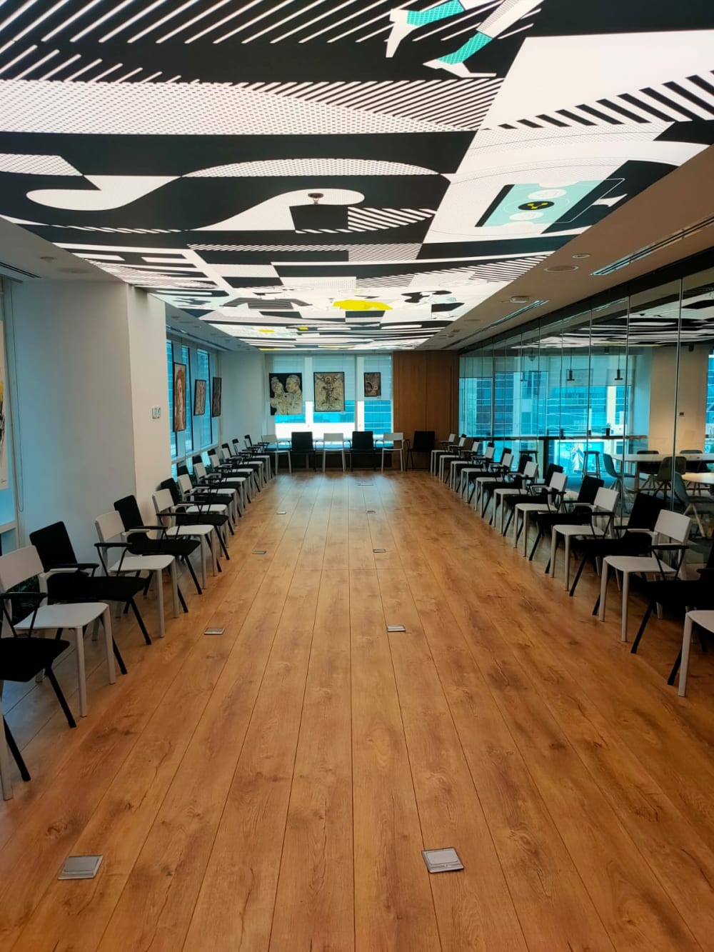 UNBOX Business Bay, Bay Square