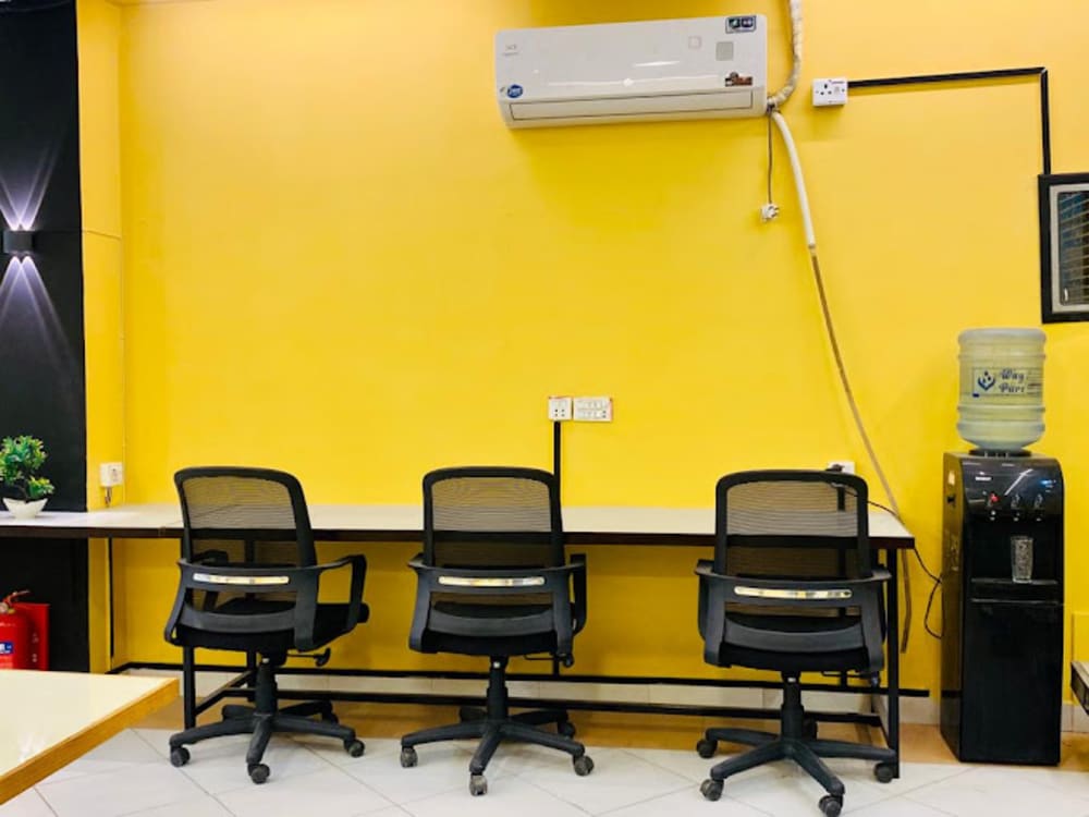 Work Hub co working space lahore