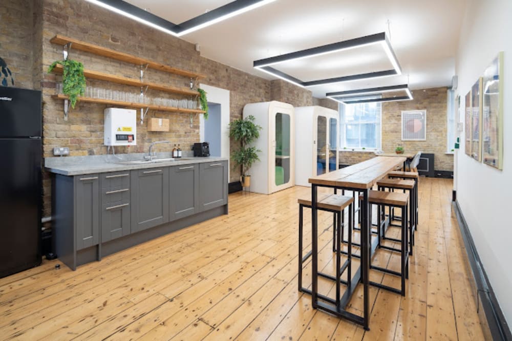 Airivo 91 93 Great Eastern Street