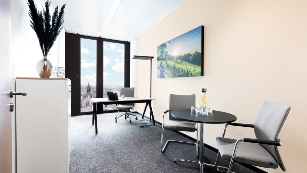 Frankfurt WINX The Riverside Tower