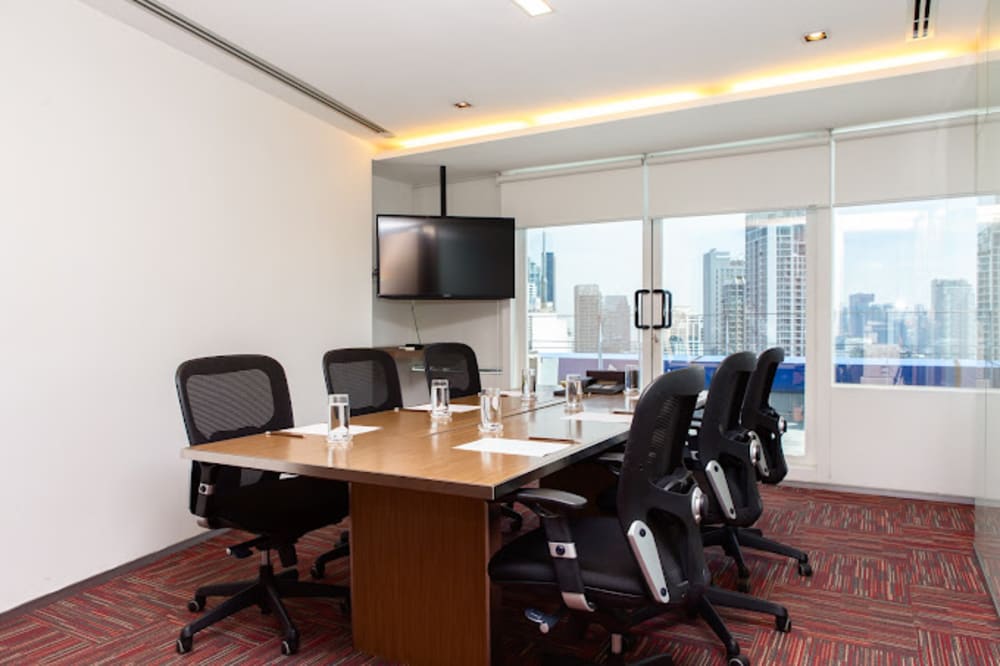 IW Office Pacific Place Bangkok