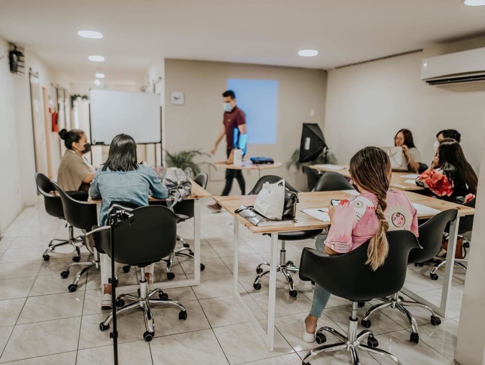 Comadres Coworking- Guayaquil