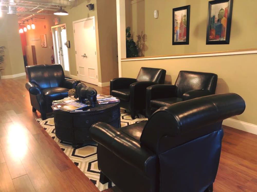 Venture Cape-Hyannis