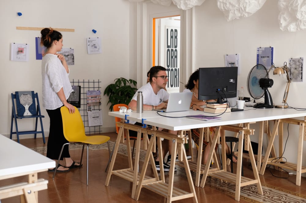 Spazio TRA, Via Cisterna dell'Olio, 5, 80134 Napoli NA, Italy