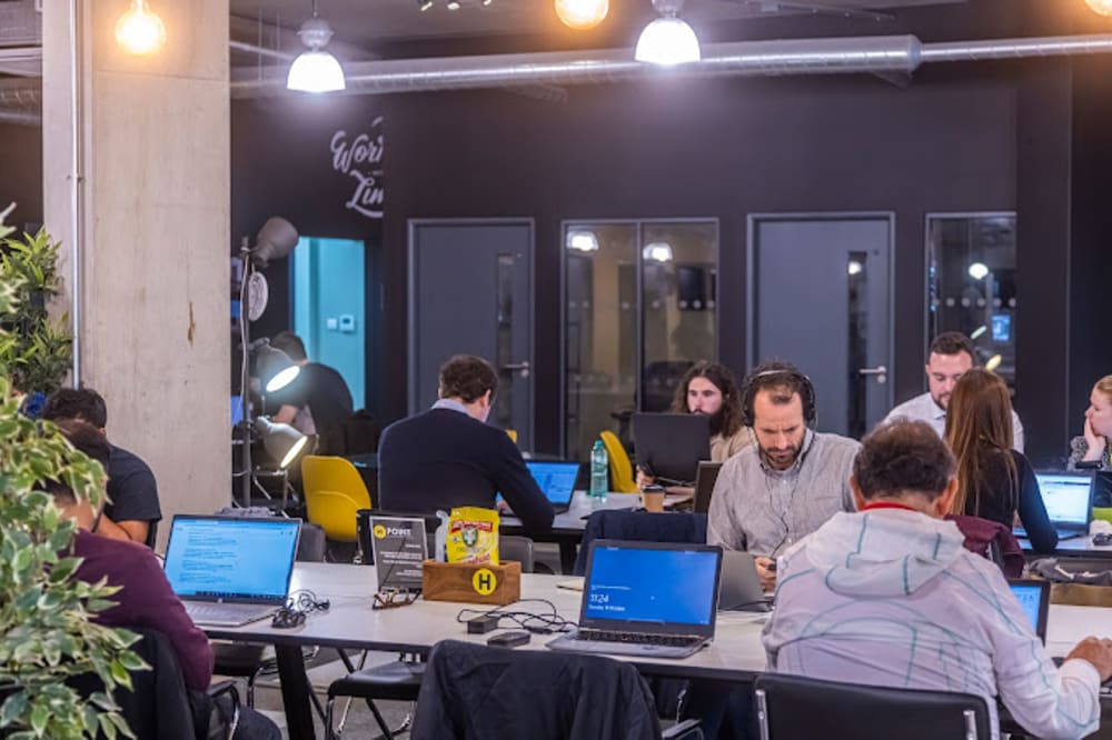 Avenue HQ Mann Island