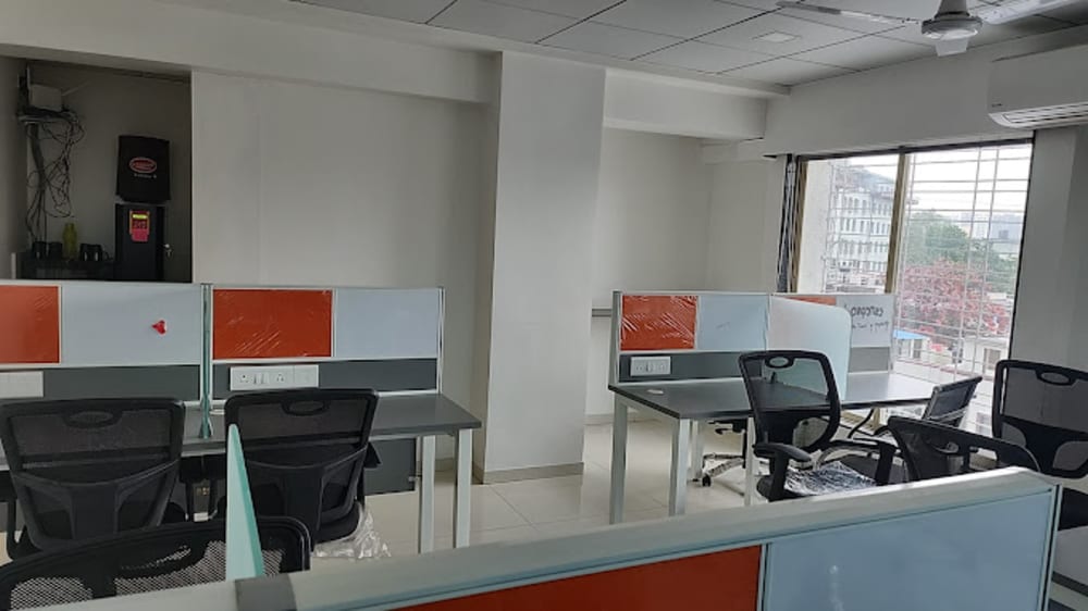 45 Degrees Erandwane