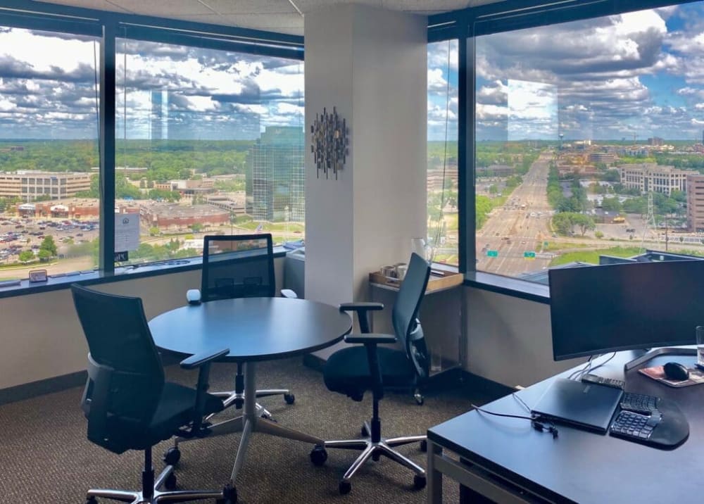 OffiCenters at International Plaza Bloomington