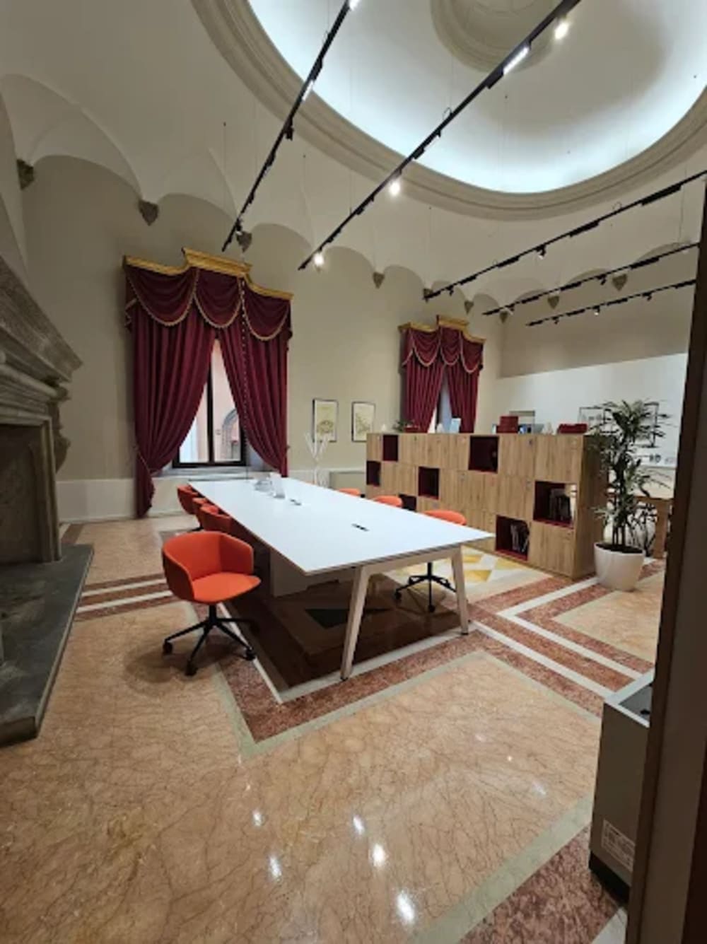 Regus Via del Monte Bologna