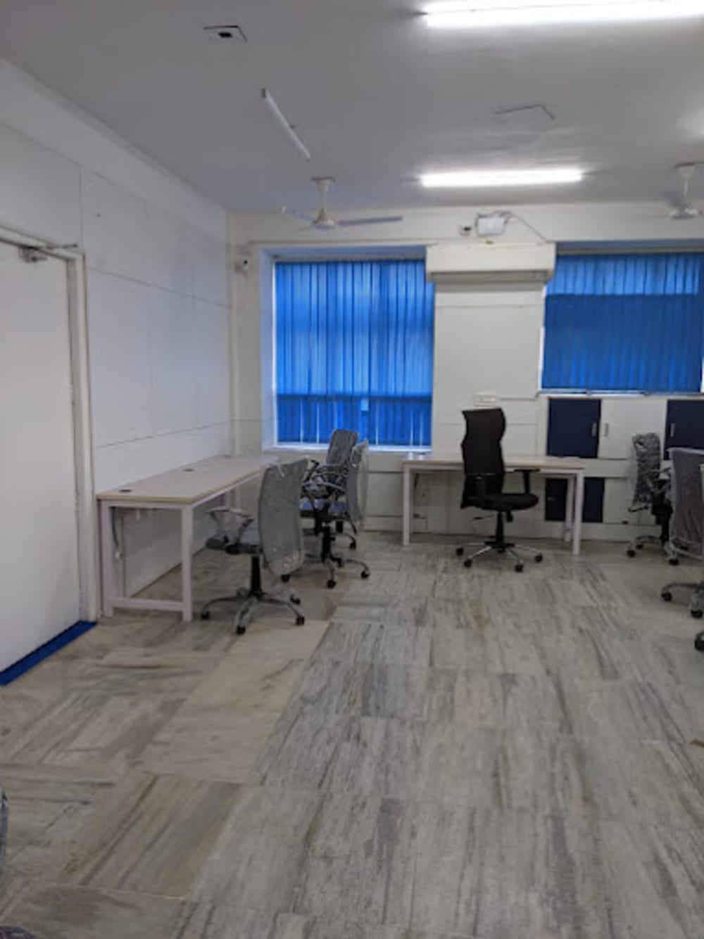 Dhwarco Best Coworking-