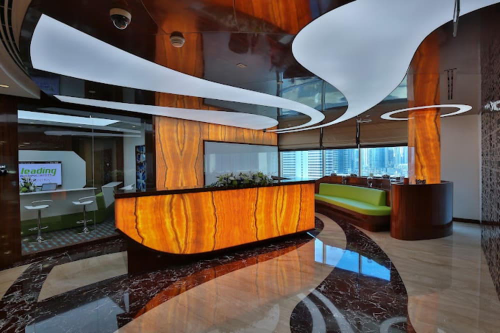 LEADING BUSINESS CENTER