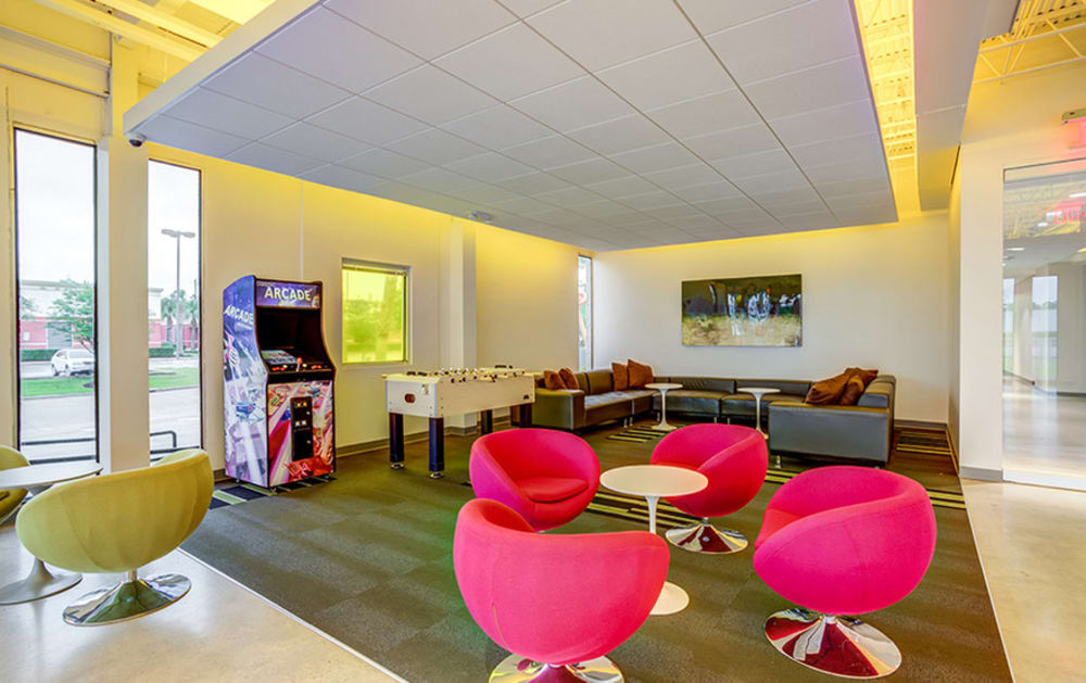 Workstyle Spaces 1322 Space Park Drive