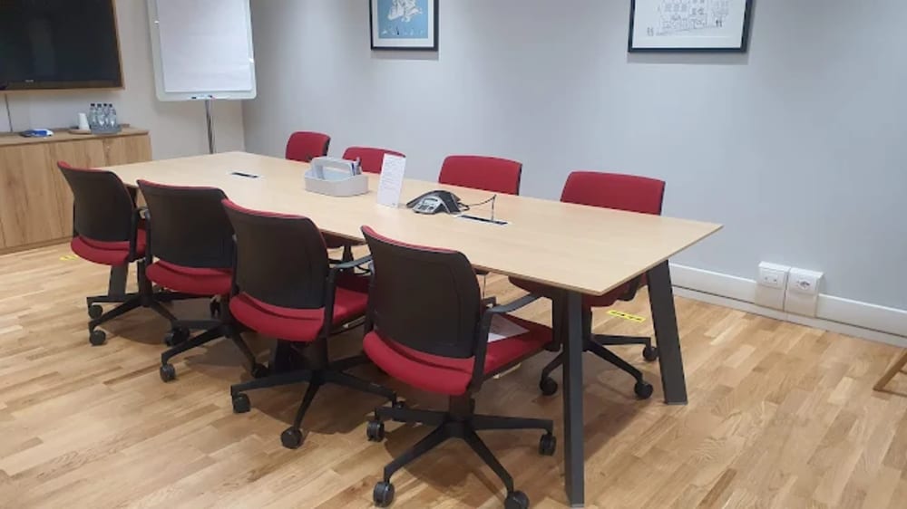 Regus Via del Monte Bologna