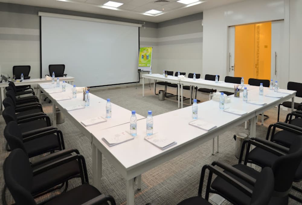 Dour Business Center