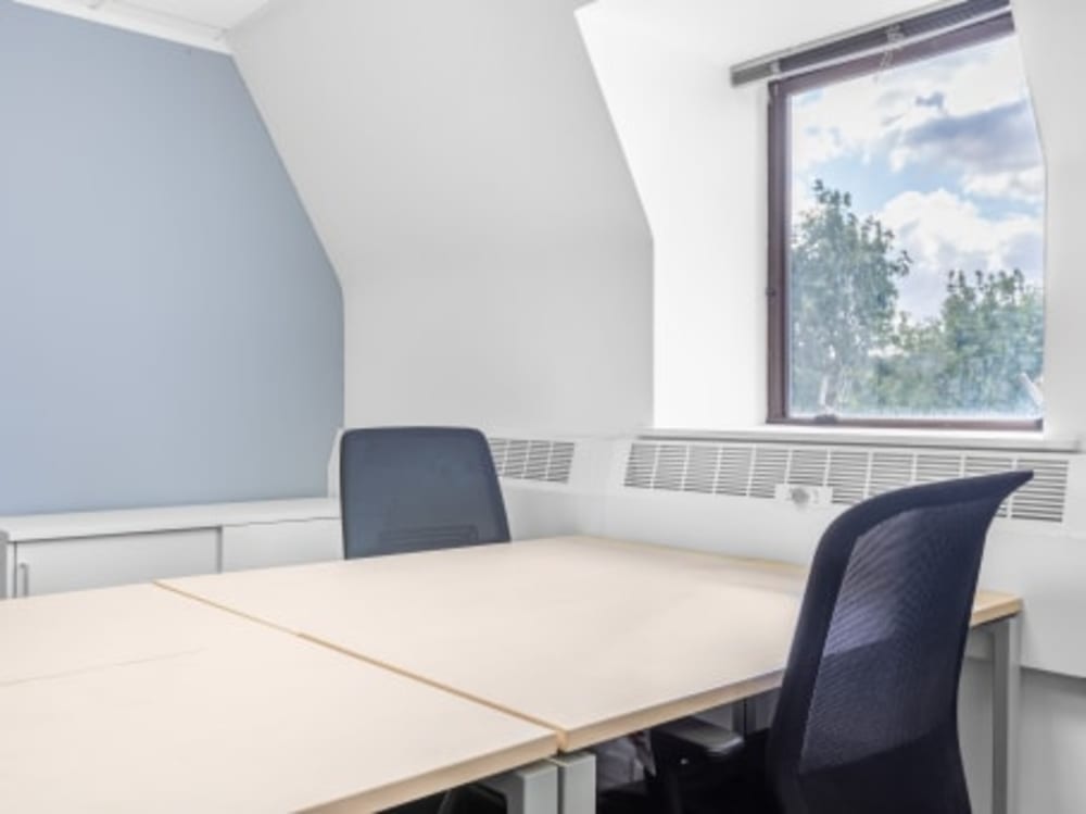 Regus Horsham Worthing Road