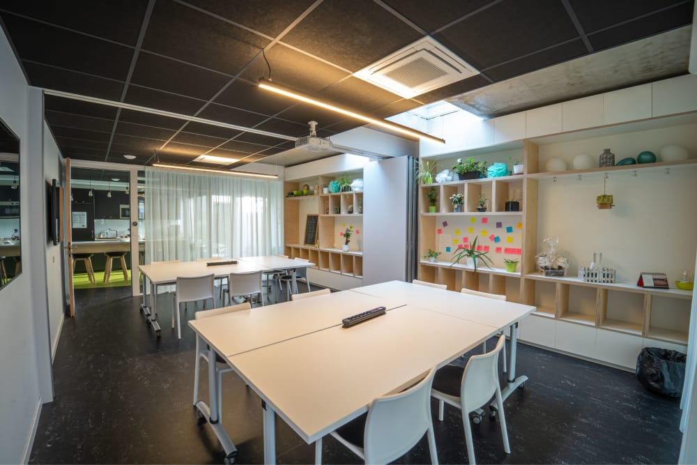 CRO WORK IN Coworking, Salles de Réunion