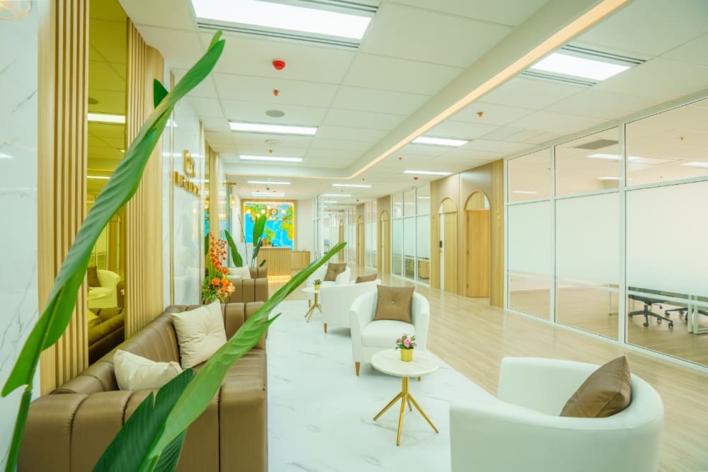 Vanissa Building, 24th Floor