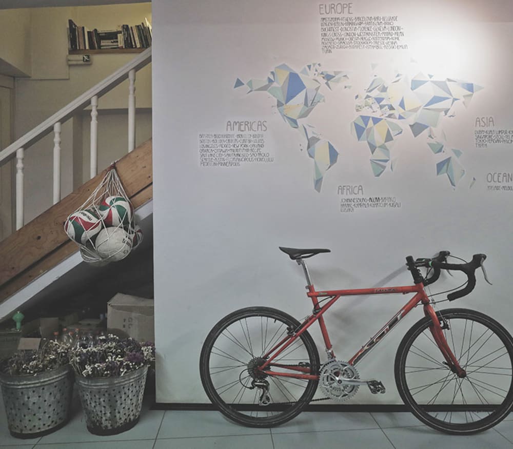 IMPACT HUB ATHENS E E